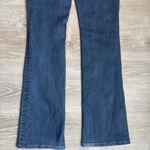 L'AGENCE Ruth High Rise Straight Jeans in Venus 24 - Picture 13 of 14